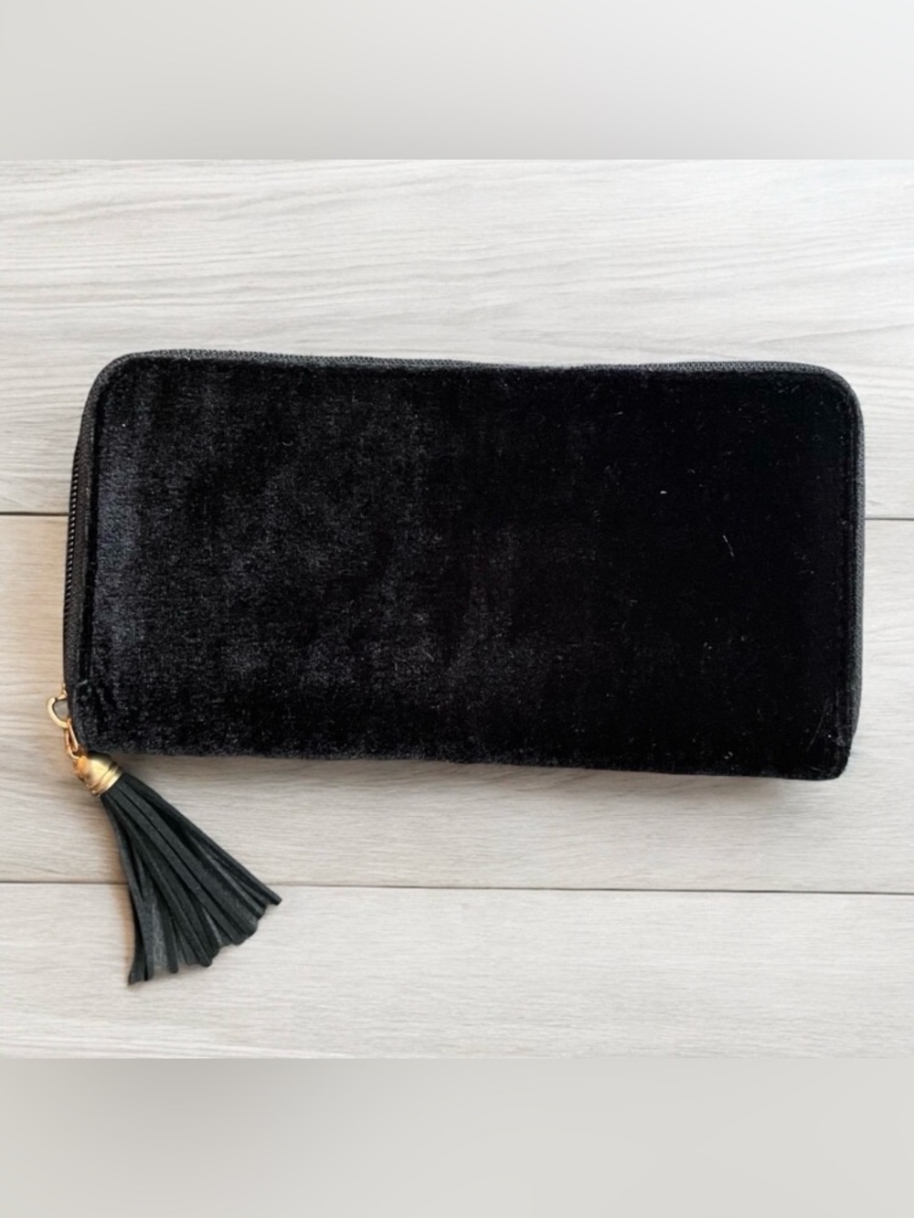 NEW Black Velvet Wallet Pockets Coins Money Credit Cards Clutch Tassel Zip Purse